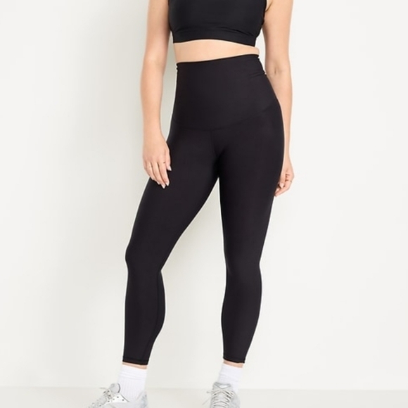 Old Navy Pants - NWT Old Navy Maternity Post-Partum PowerChill Leggings XS